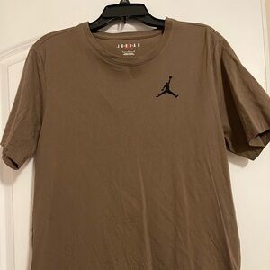 Jordan Tshirt brown